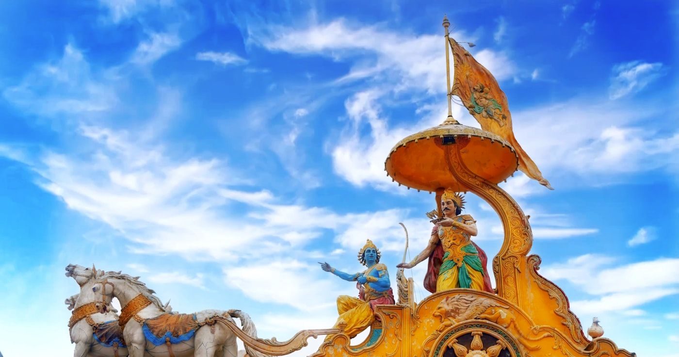 Sculpture of Bhagwan Krishna and Arjuna on the chariot from the Bhagavad Gita